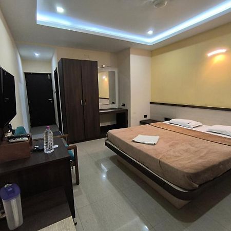 Hotel Pbs Grand Hospet Exterior photo